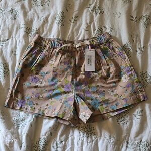 13). NWT Vineyard Vines Girls' Twill Pull On Short Size L (14 yrs)